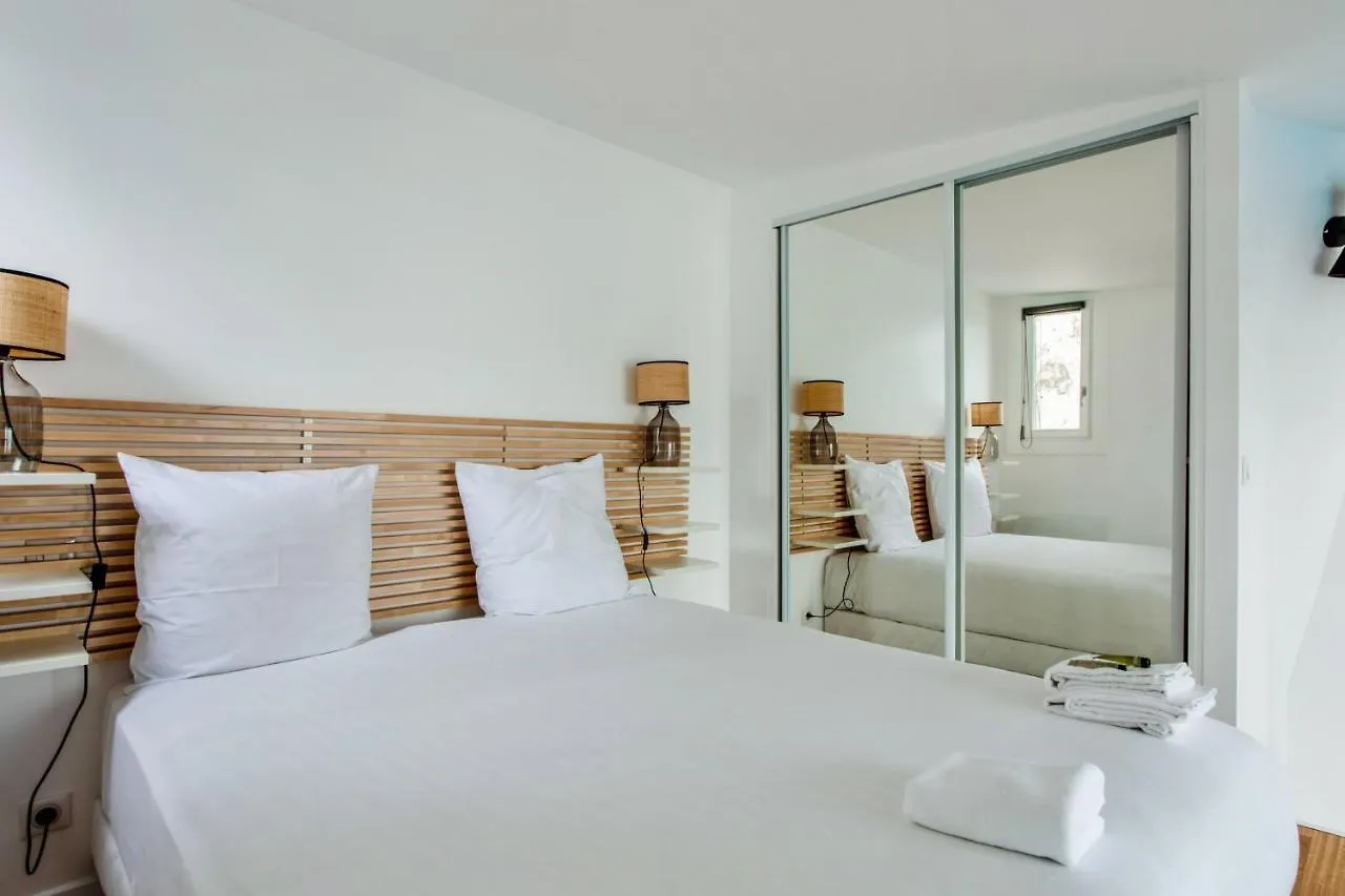 Studio Emerald - Welkeys Paříž Apartmán